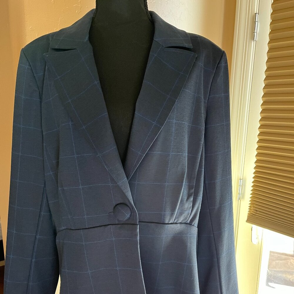 Cabi Women's Navy Check Blazer Size 16